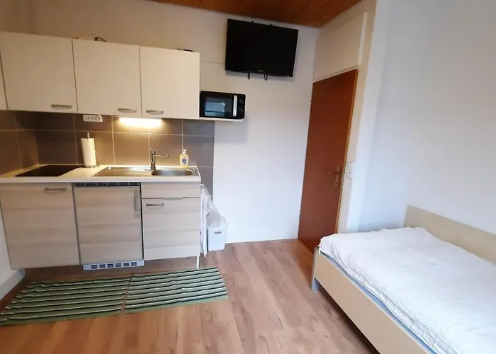 Hedys Apartment